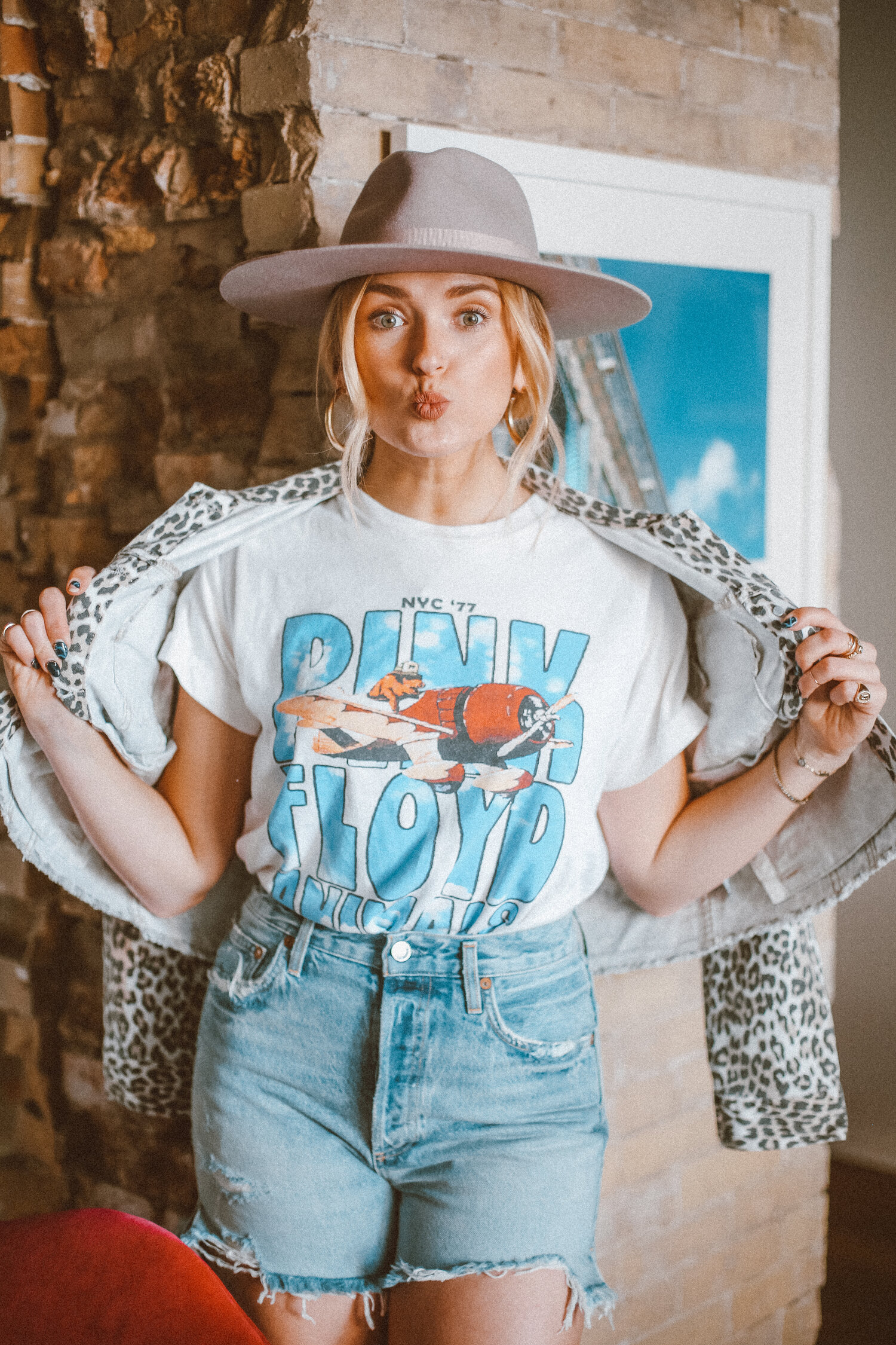 What To Wear To The Pecan Street Fest