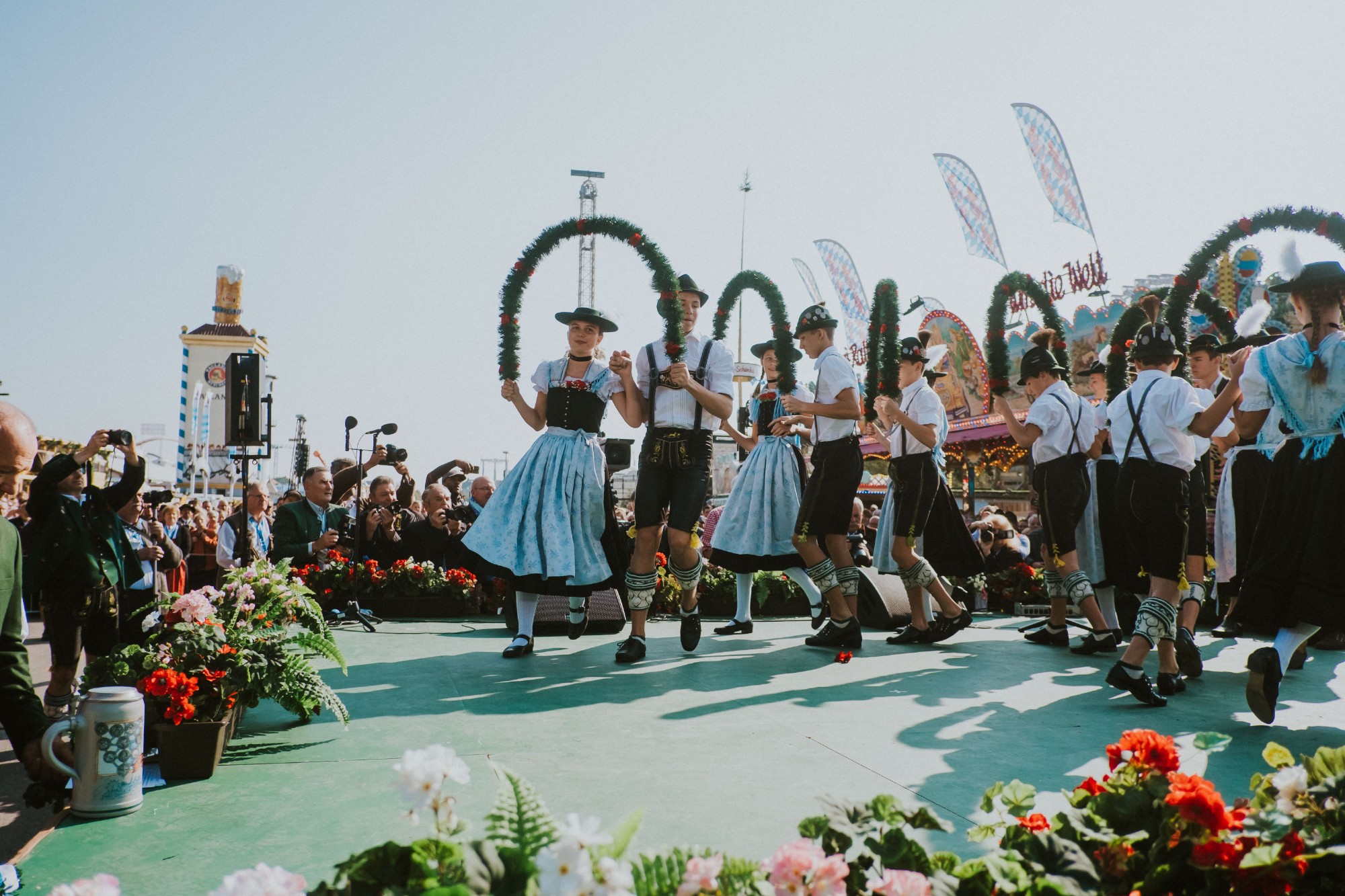 Amazing Live Music And Performances