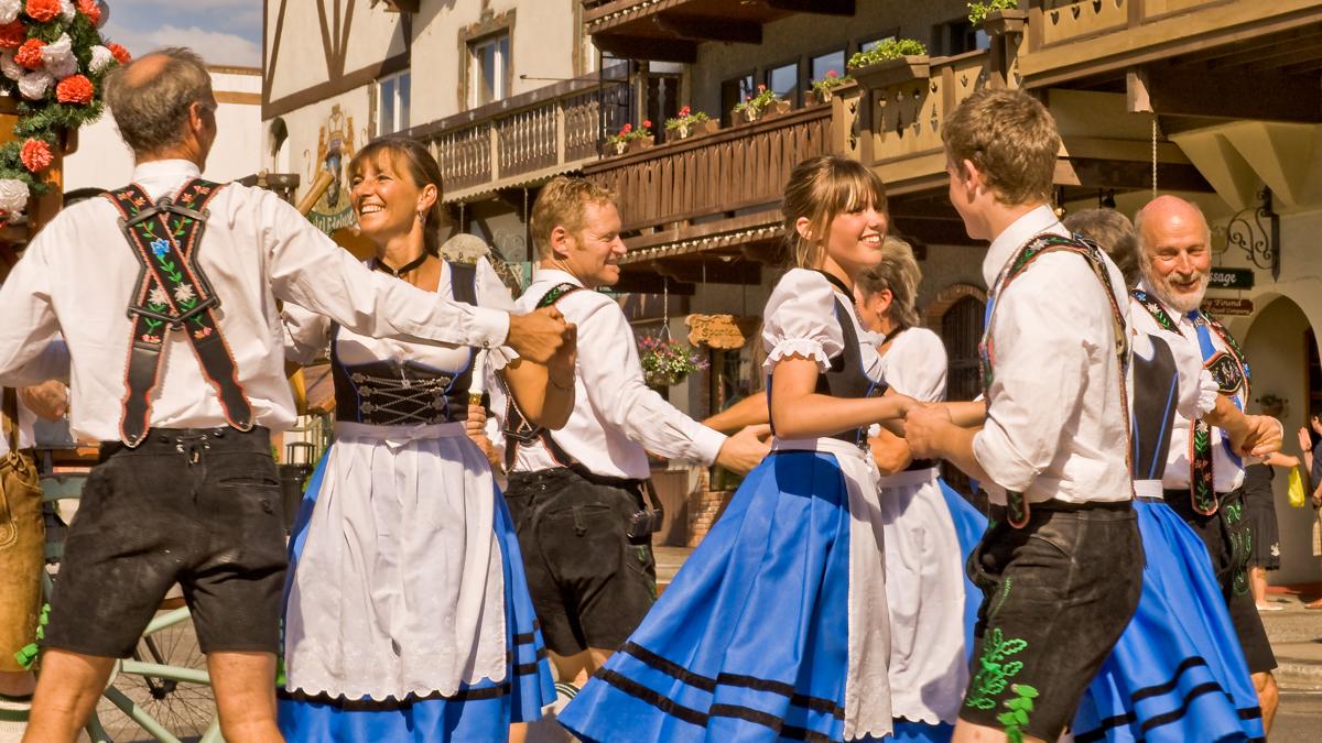 Amazing Live Performances