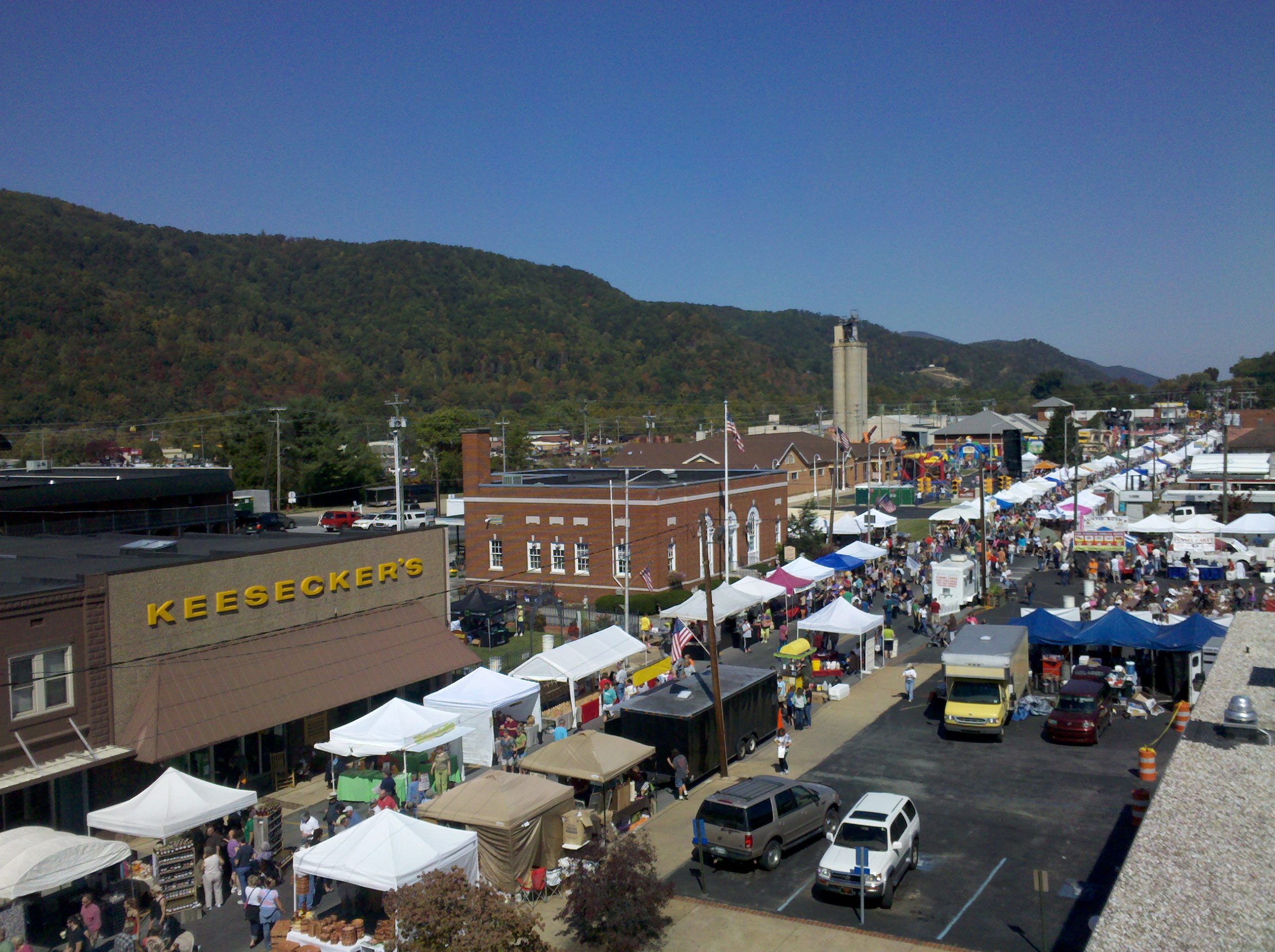 When Does The Unicoi Apple Festival Take Place