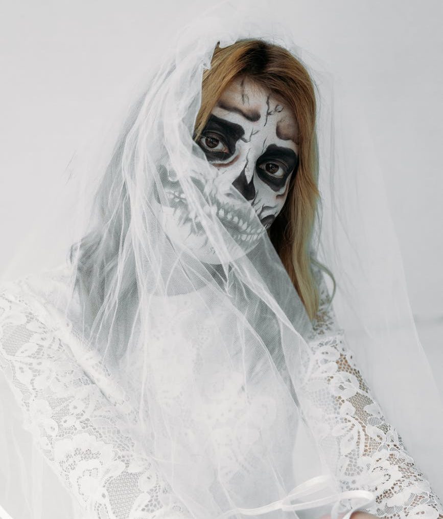 A lady cosplaying ghost bride An enchanting ghost bride costume for Halloween
