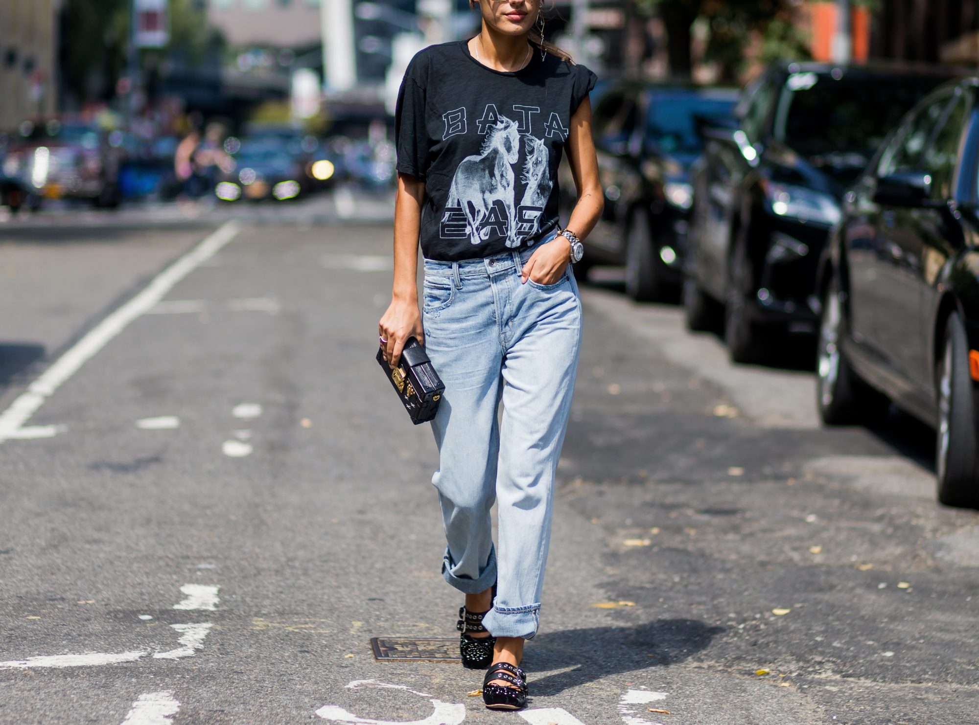 A T-shirt and jeans are perfect for fall festivals