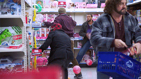Black Friday Gifs fighting at the store hilarious Black Friday Gifs fighting at the store