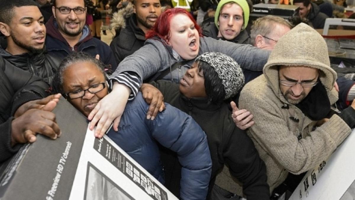 Black Friday Rush chaotic crowd buying tv