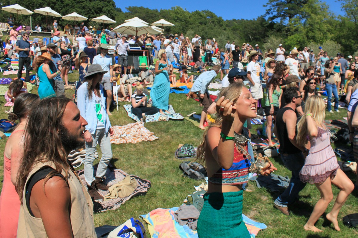 Huichica Music Festival 2021 Guide: What To Do? What To Wear? 2 The Huichica Music Festival offers impressive indie-folk music, which sets it apart from other music festivals