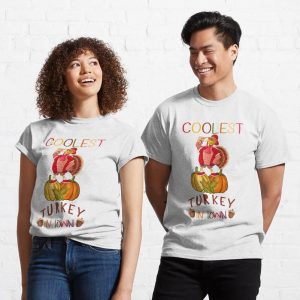 10 funny Thanksgiving T-shirts you should know
