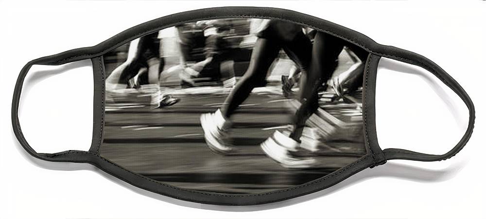 Black And White Runners New York Marathon Mask