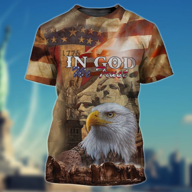 Eagle T-shirt with Mount Rushmore