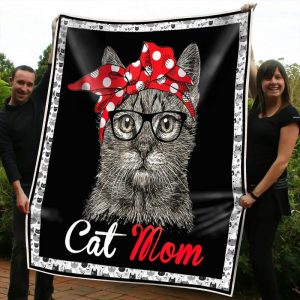 Best Cat Blankets Every Cat Mom Should Have